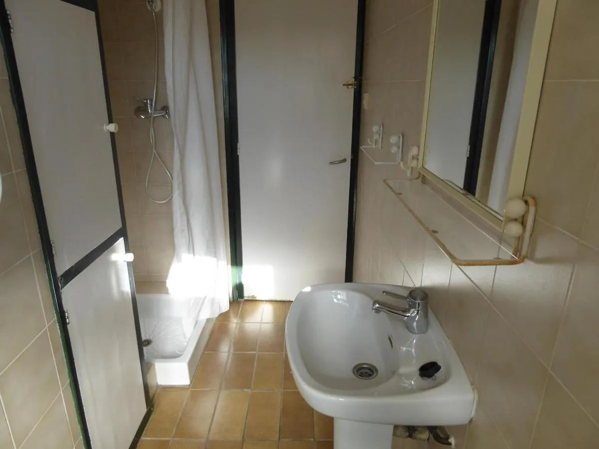 Pompeu Fabra - Apartamento Luminoso A 300 M. De La Playa De Grifeu. - Es-228-26 Llanca Apartment