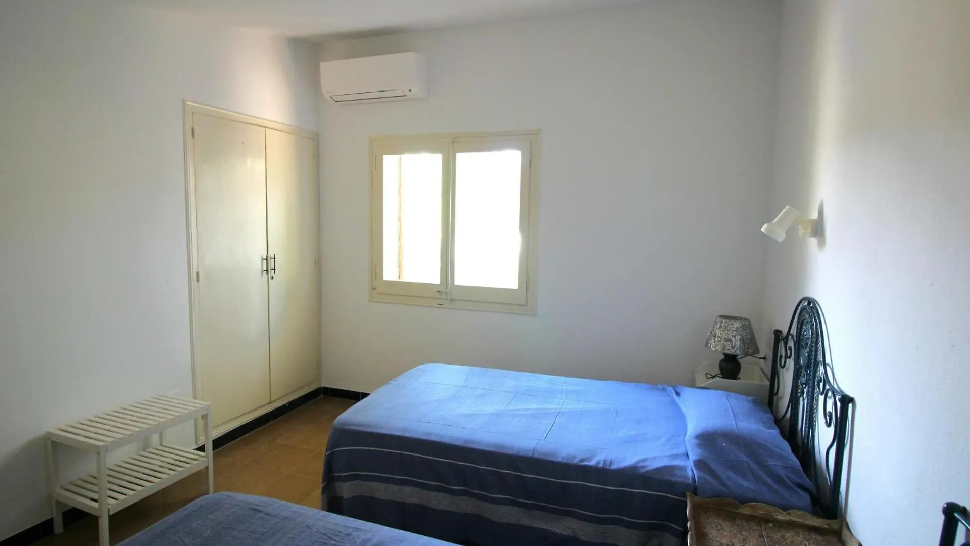 Apartment Pompeu Fabra - Apartamento Luminoso A 300 M. De La Playa De Grifeu. - Es-228-26 Llanca Spain